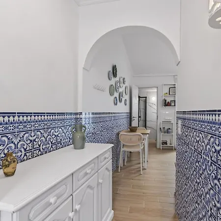 Holiday home Patio Da 1bdr House By Lovelystay *