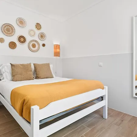 Patio Da 1bdr House By Lovelystay Hébergement de vacances *
