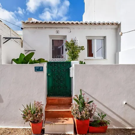 Patio Da 1bdr House By Lovelystay Hébergement de vacances